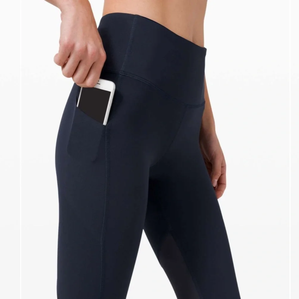 Lululemon Navy High-Rise Crop Leggings Size 6